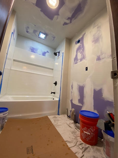 Drywall finishing smooth - bathroom remodel.