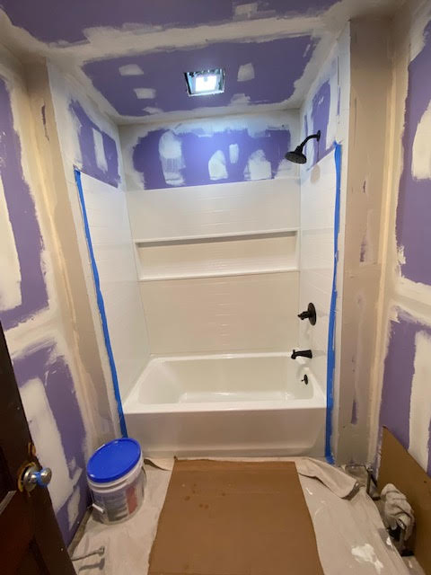 Drywall finishing smooth - bathroom remodel.